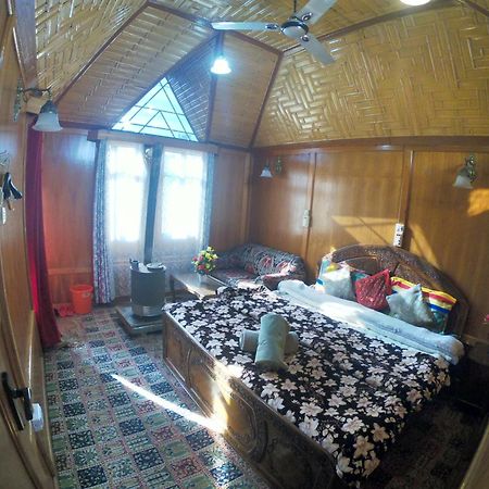Goona Palace Houseboats Srīnagar Екстериор снимка