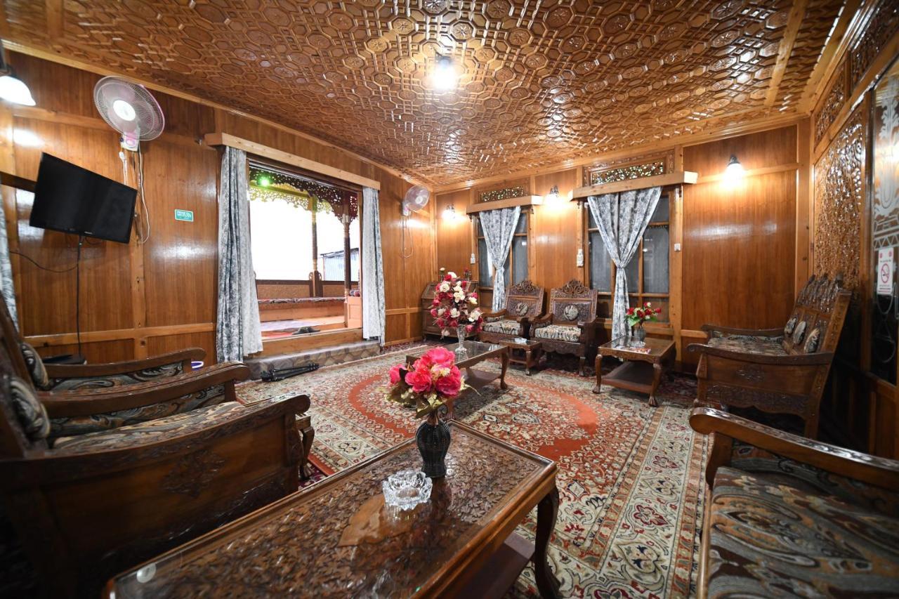 Goona Palace Houseboats Srīnagar Екстериор снимка